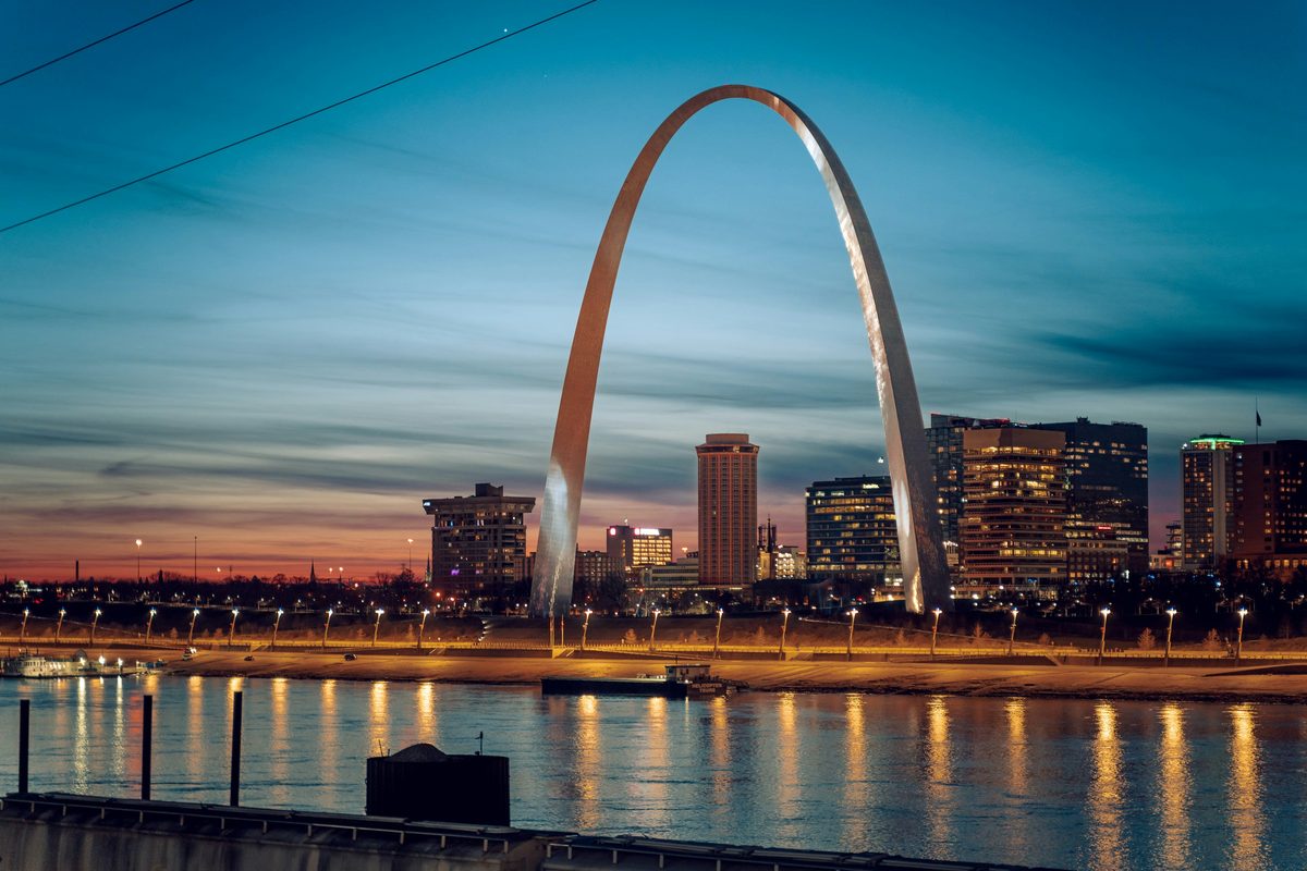 St. Louis Gateway Arch skyline