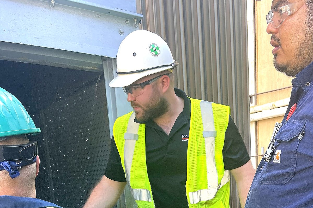 Rep training operators on site